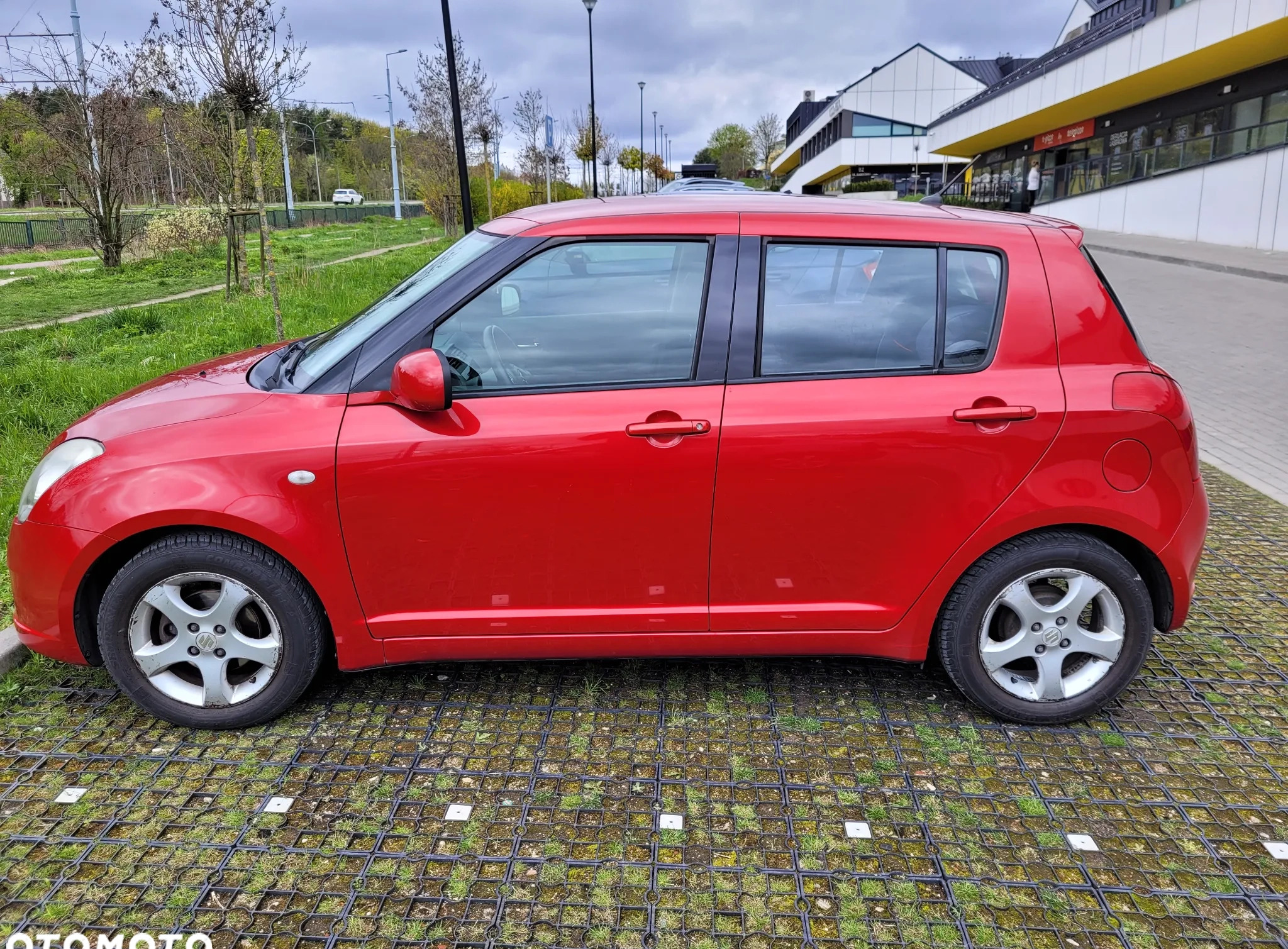 Suzuki Swift cena 9500 przebieg: 195600, rok produkcji 2007 z Gdańsk małe 154